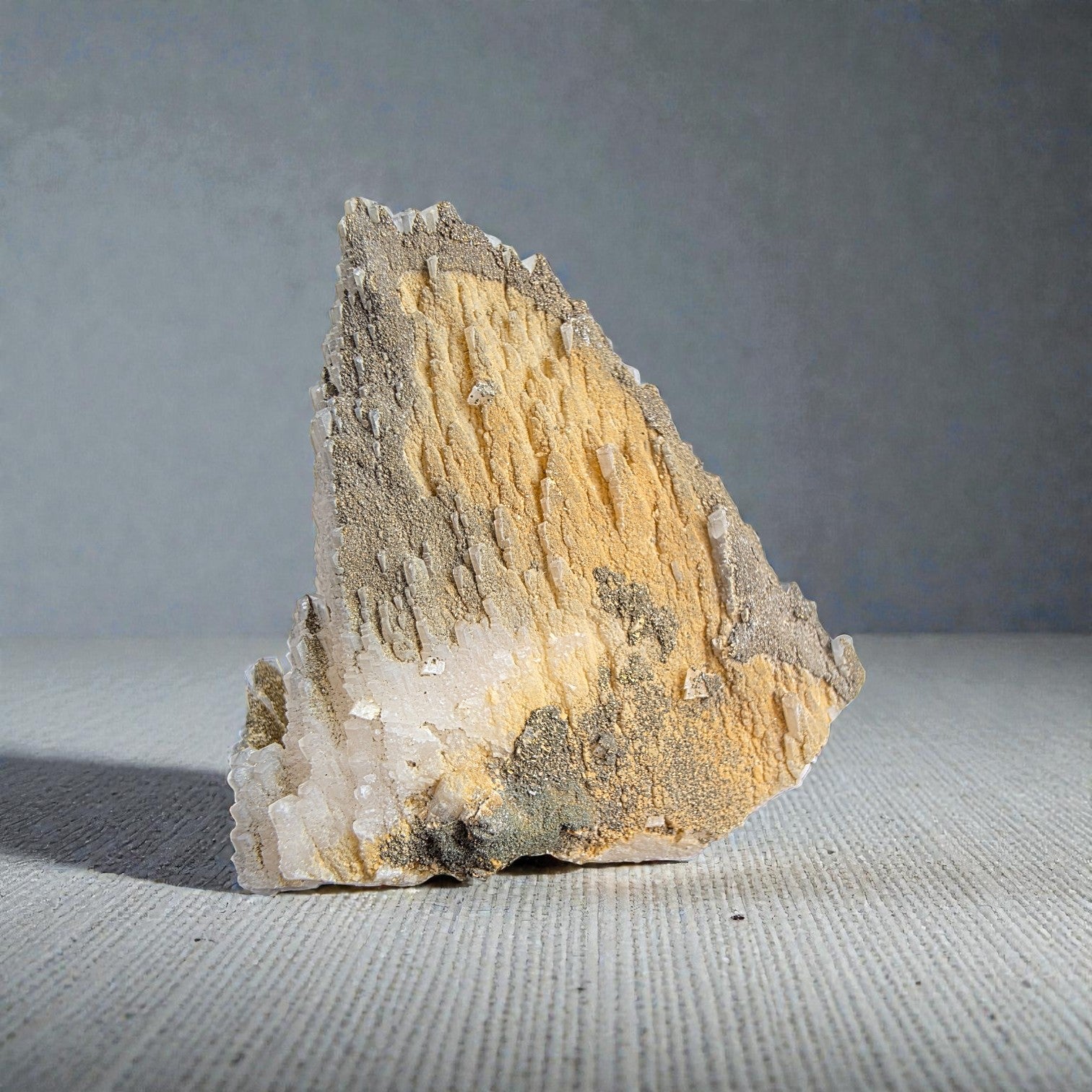 Calcit 0,01 kg +/- 3,5x2x3 cm