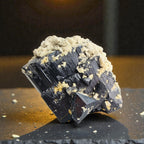 Hyalith auf Turmalin 0,07 kg +/- 4x4x4 cm