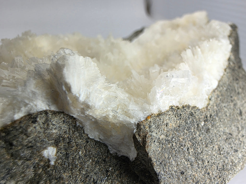 Natrolith 0,5 kg +/- 12x8x3 cm