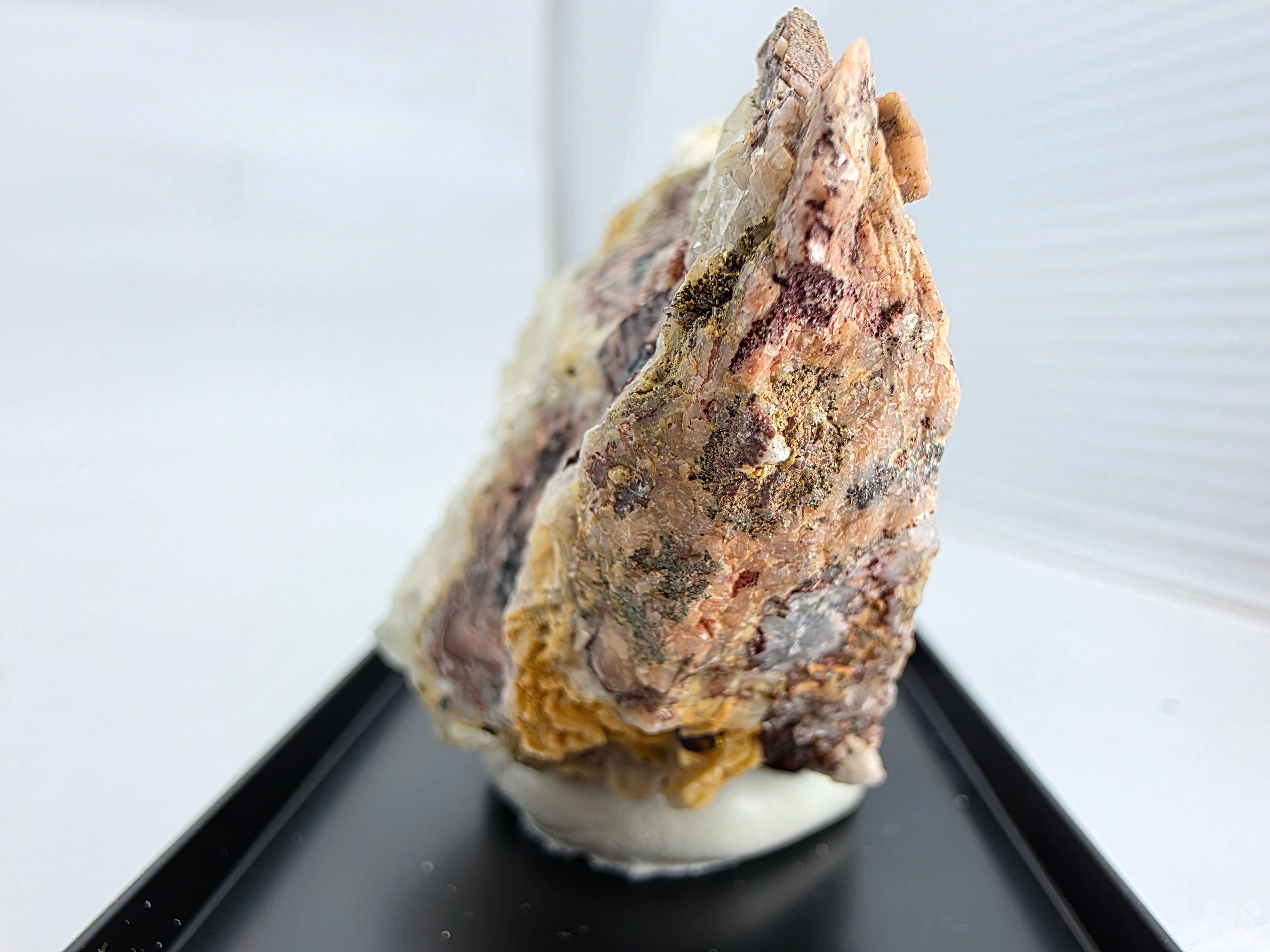 Hyalith auf Feldspat 0,1 kg +/- 7x4x3 cm