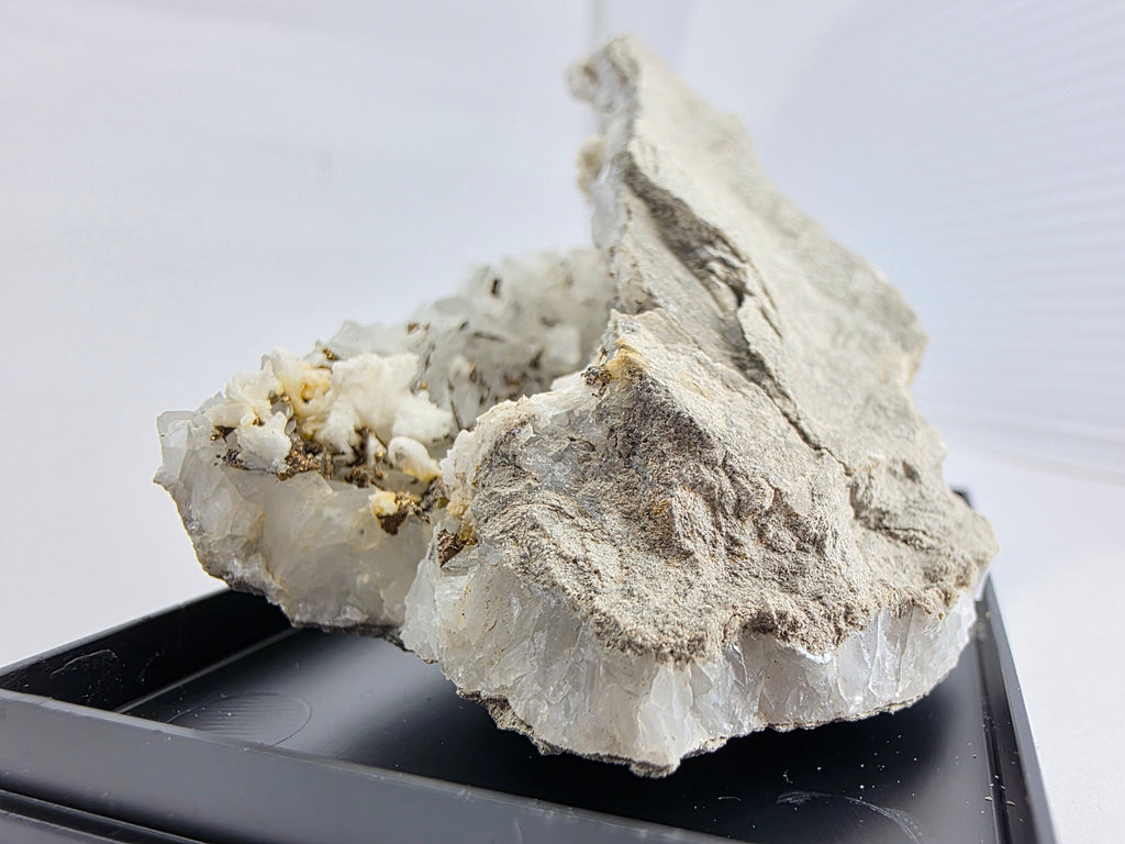 Calcit mit Strontianit 0,11 kg +/- 7x5x5 cm