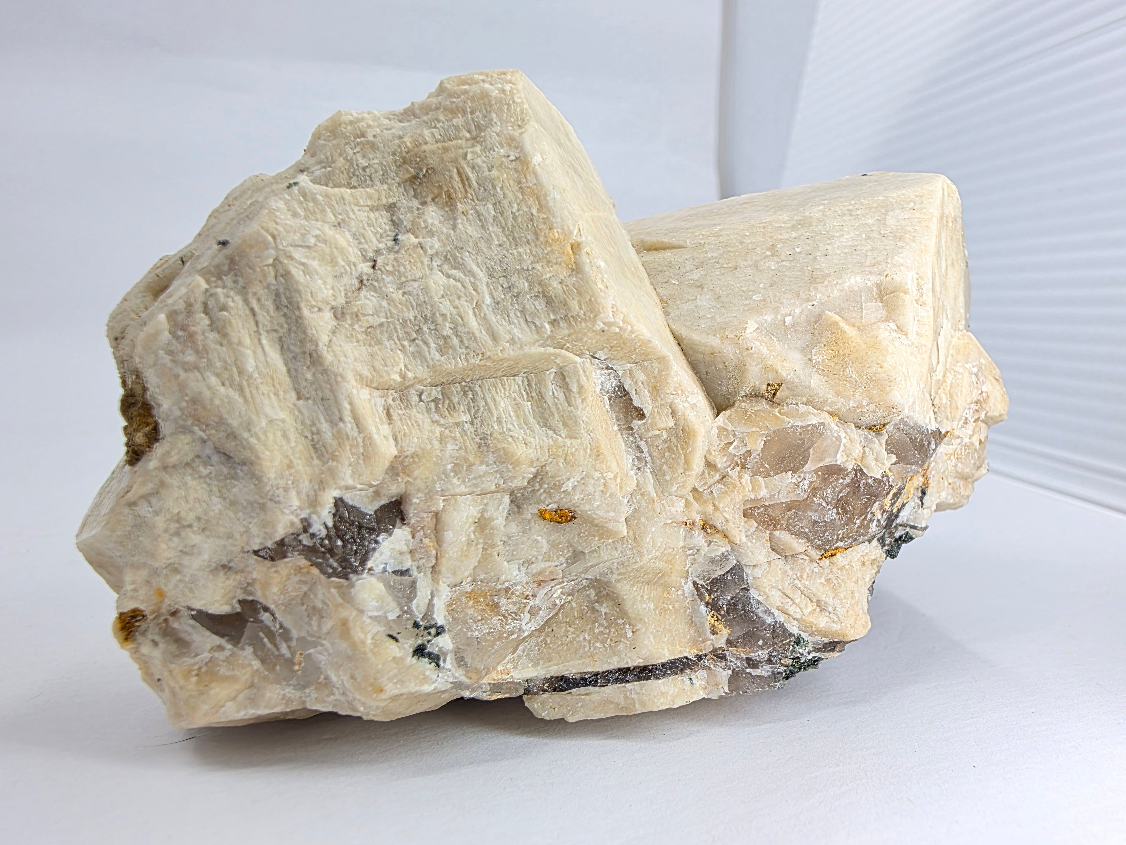 Orthoklas mit Aegirin 0,399 kg +/- 9x6x6 cm
