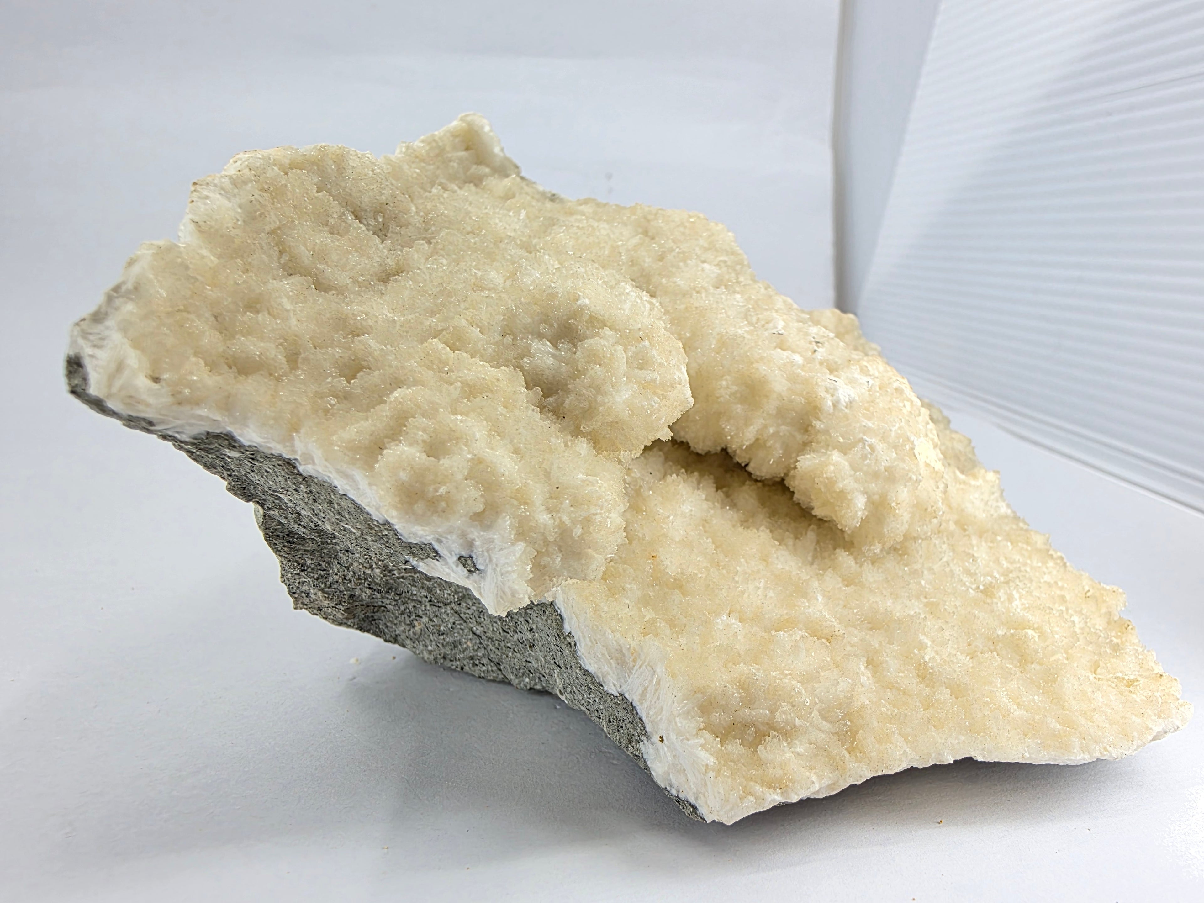 Heulandit 0,901 kg +/- 12x10x7 cm