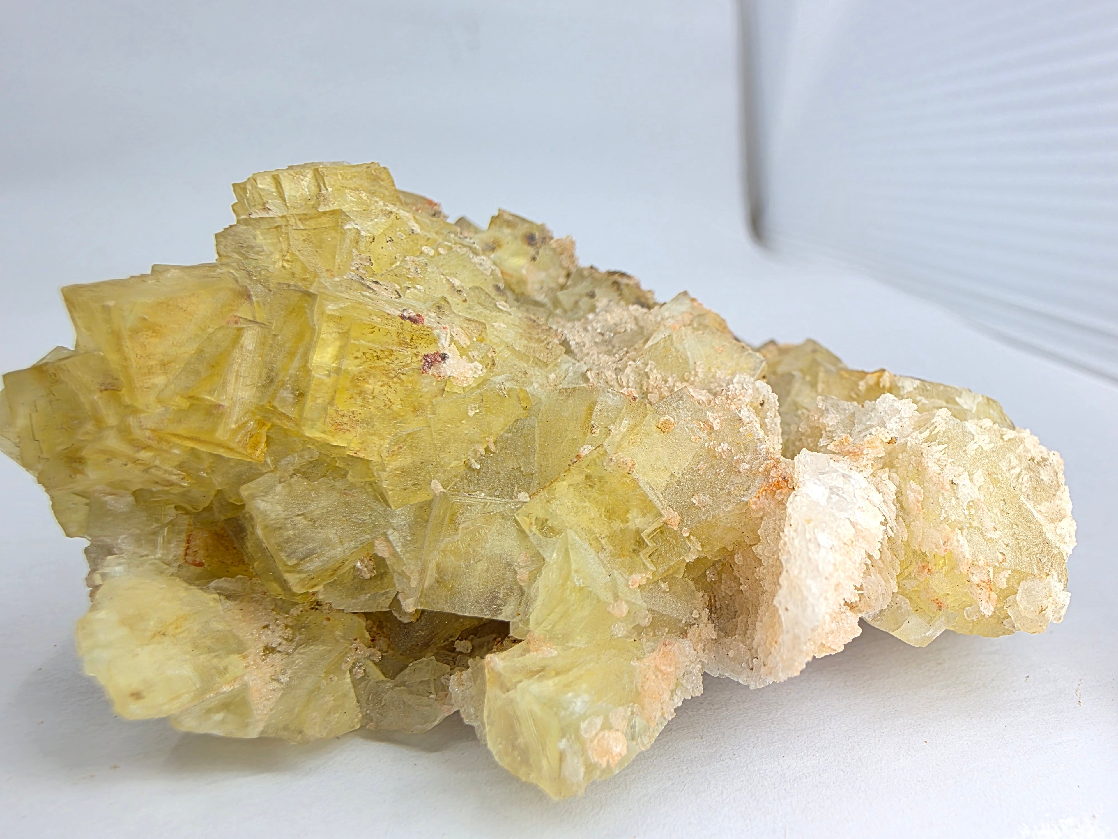 Fluorit 0,136 kg +/- 7x6x3 cm