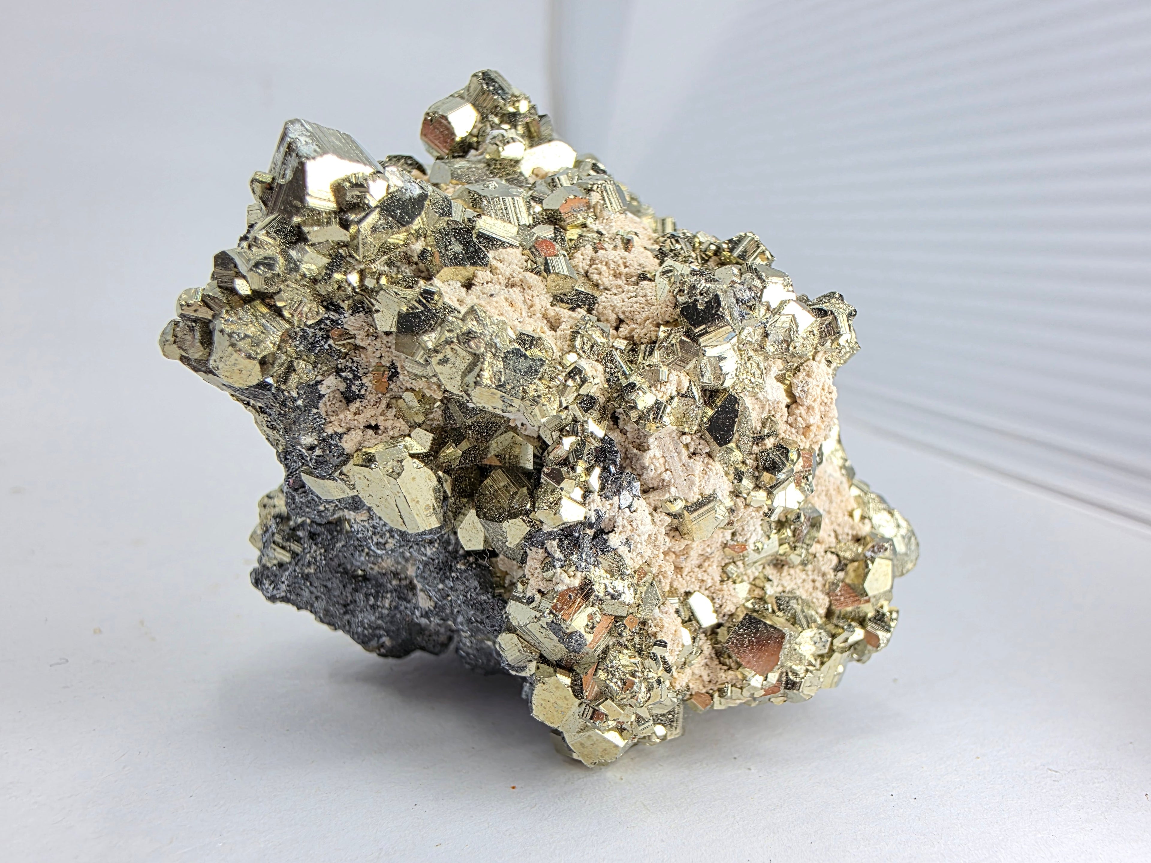 Pyrit (Schwefelkies) 0,156 kg +/- 6x4x5 cm