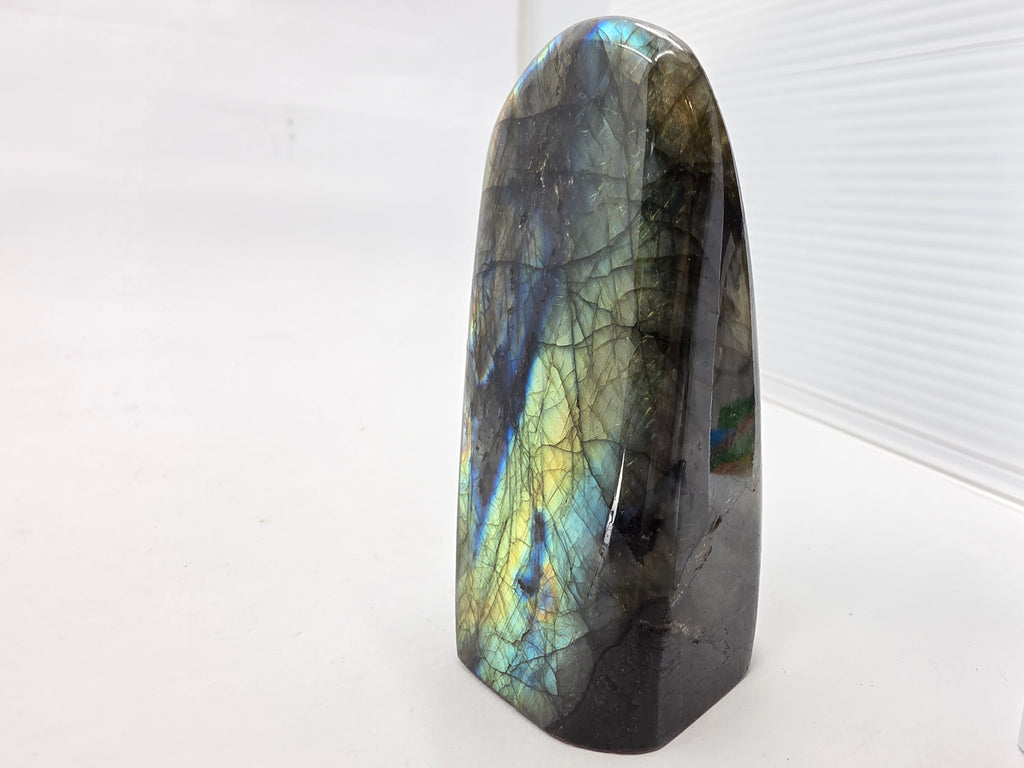 Labradorit (Spektrolith) 0,209 kg +/- 8,5x4x4 cm