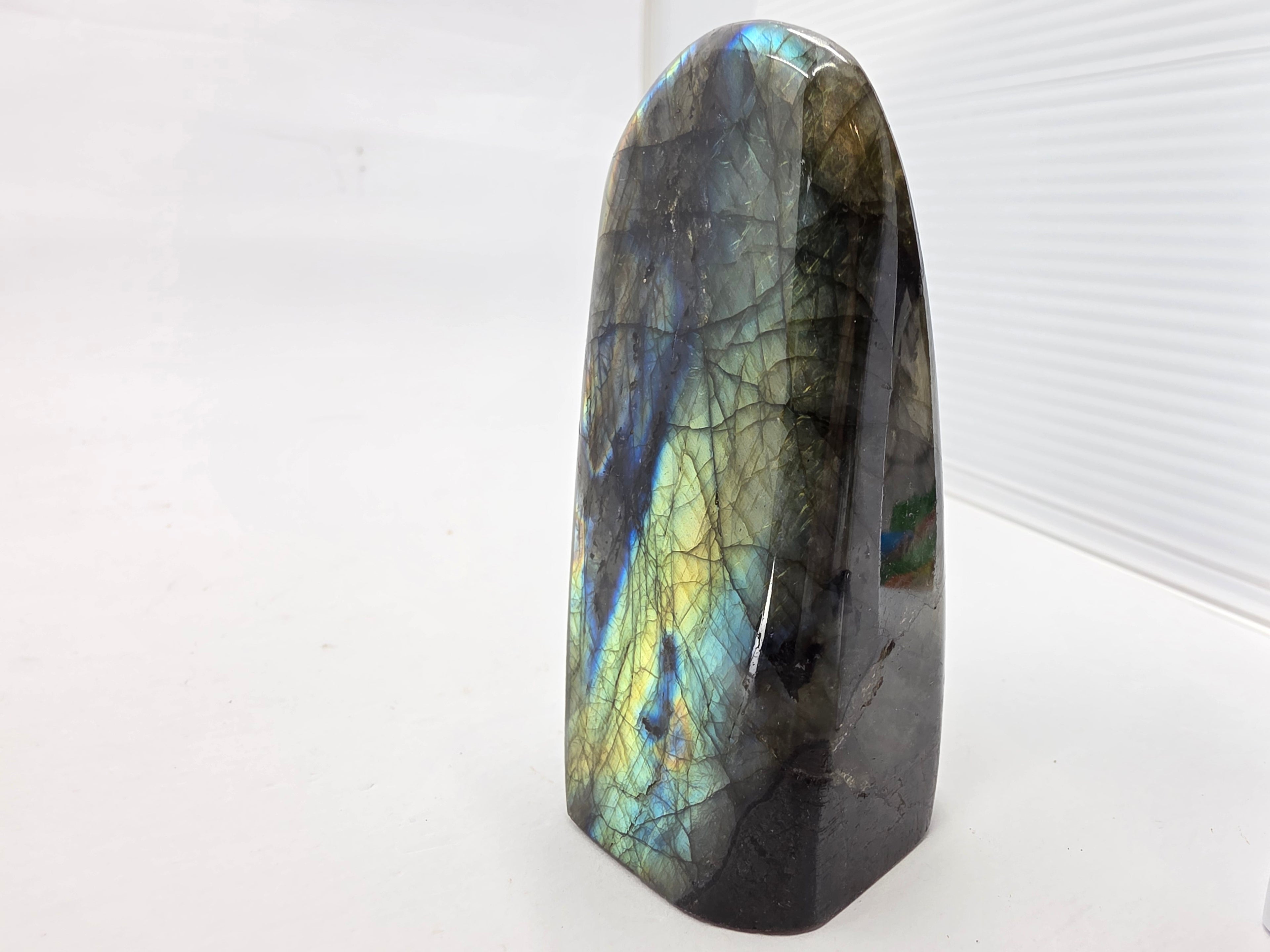 Labradorit (Spektrolith) 0,209 kg +/- 8,5x4x4 cm