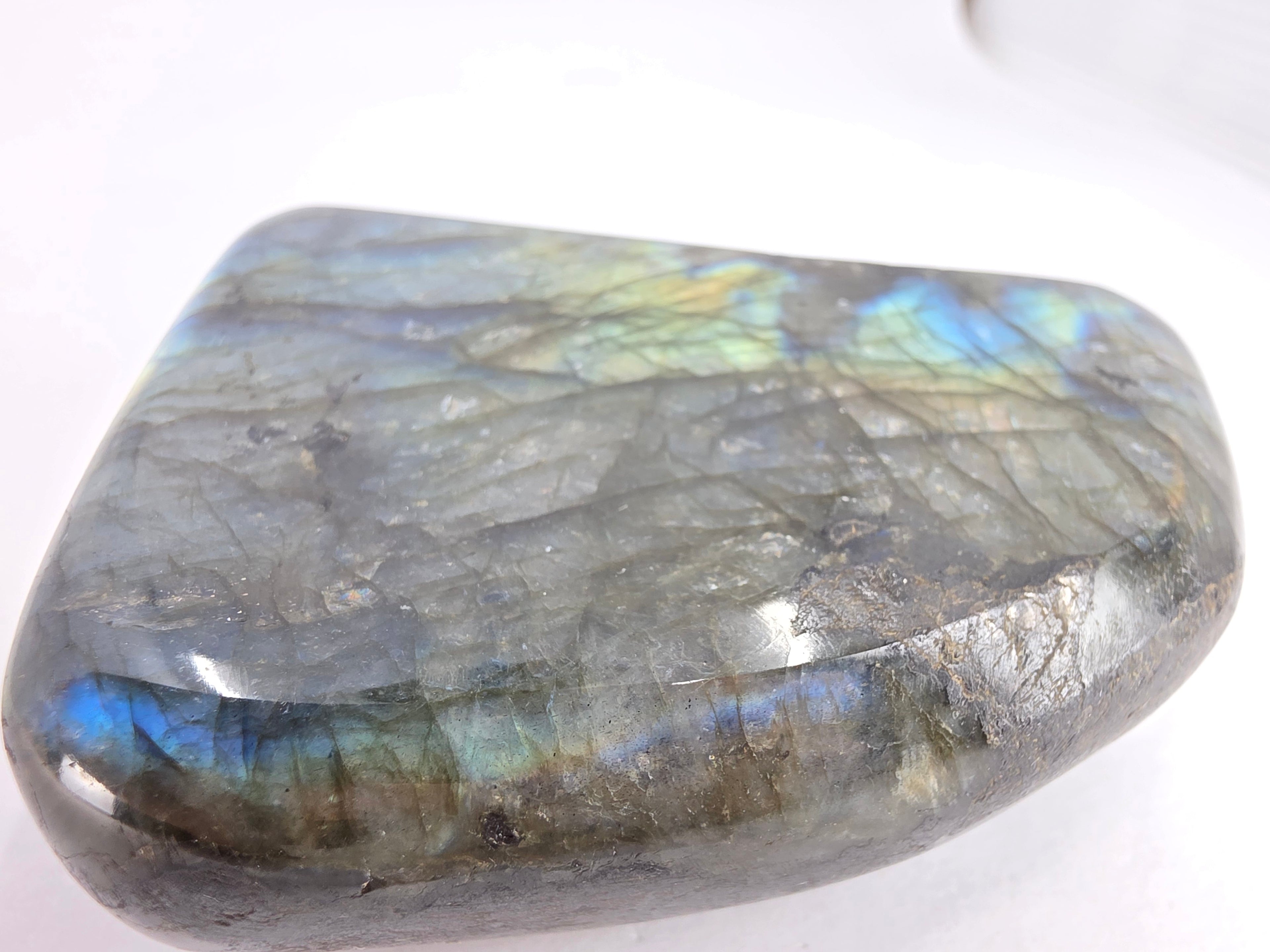 Labradorit (Spektrolith) 0,261 kg +/- 8x5,5x3 cm
