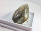 Labradorit (Spektrolith) 0,001 kg +/- 3x1,5x0,5 cm