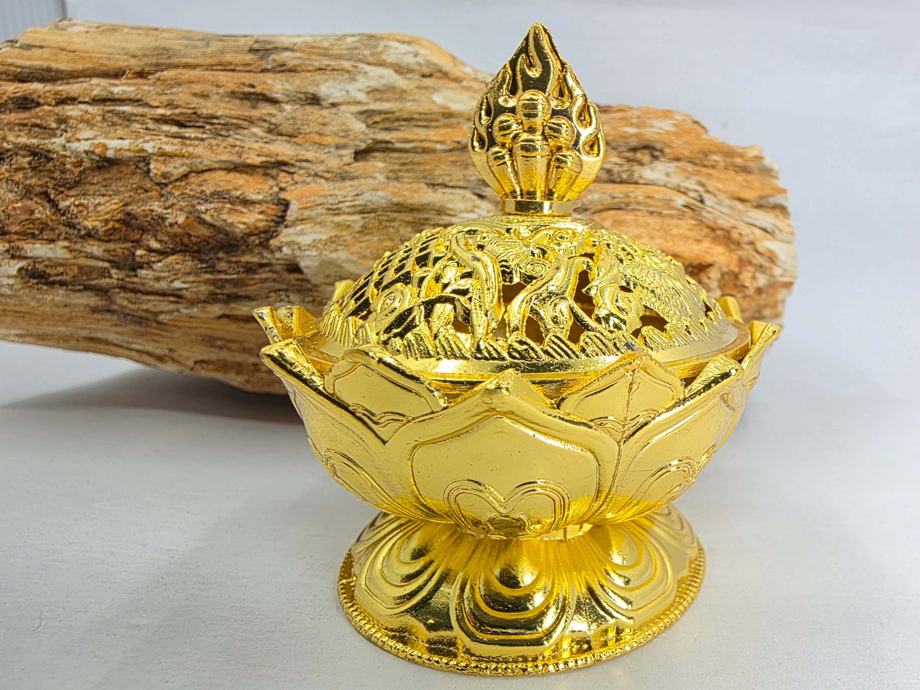 Räucherstäbchenhalter in Lotusform 110g +/- 8x7x7 cm