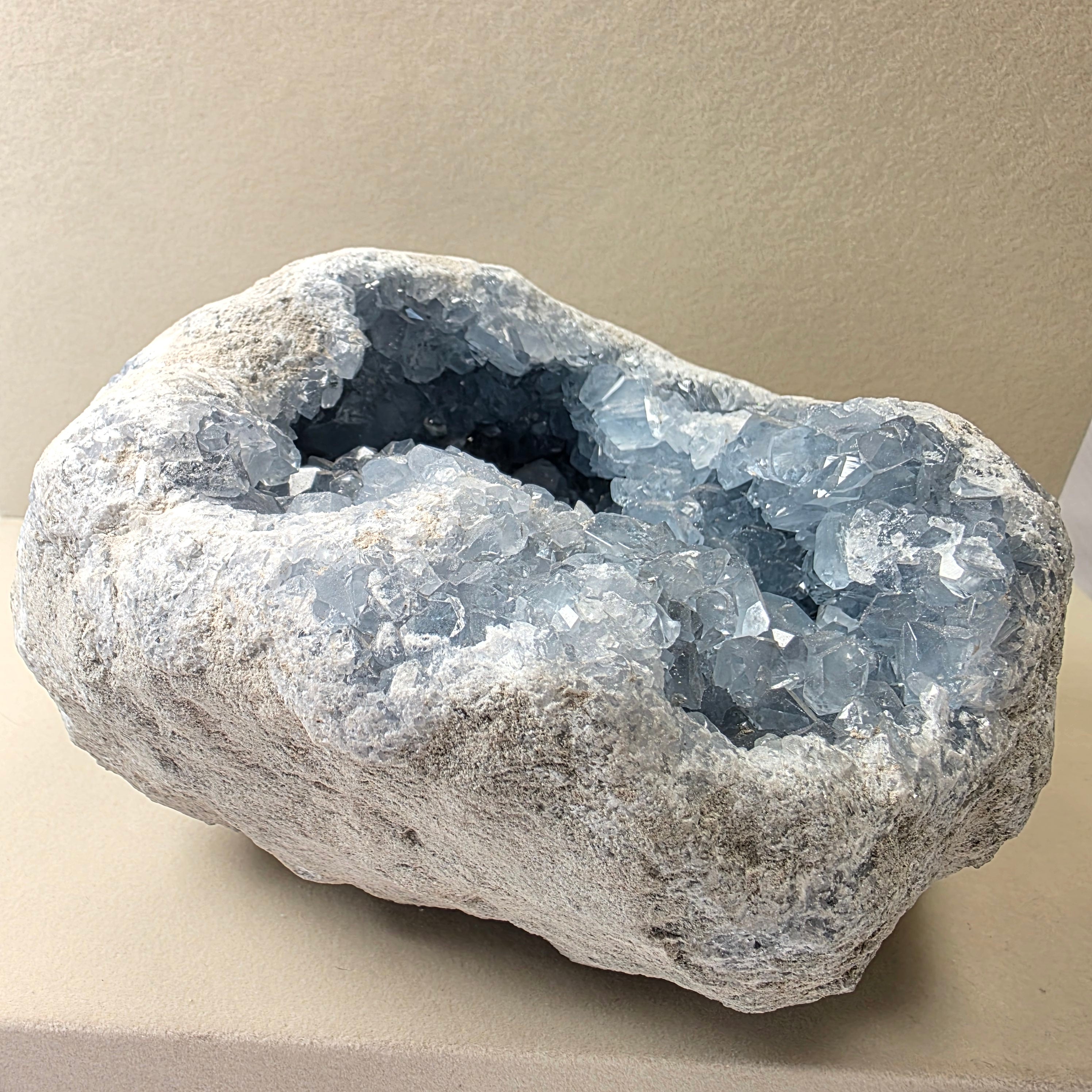 Coelestin 5,64 kg +/- 18x16x11 cm