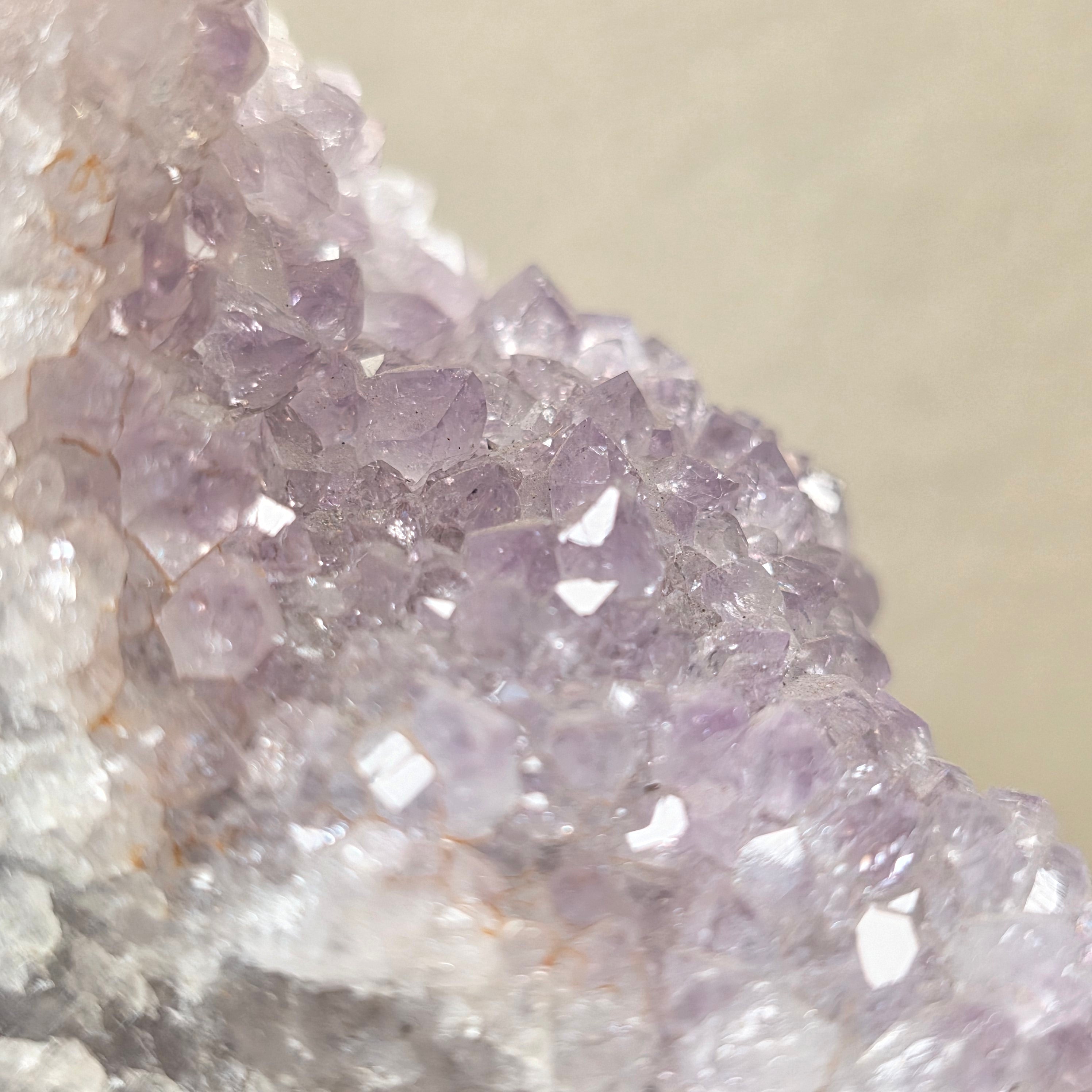 Amethyst 0,59 kg +/- 8x5x10 cm