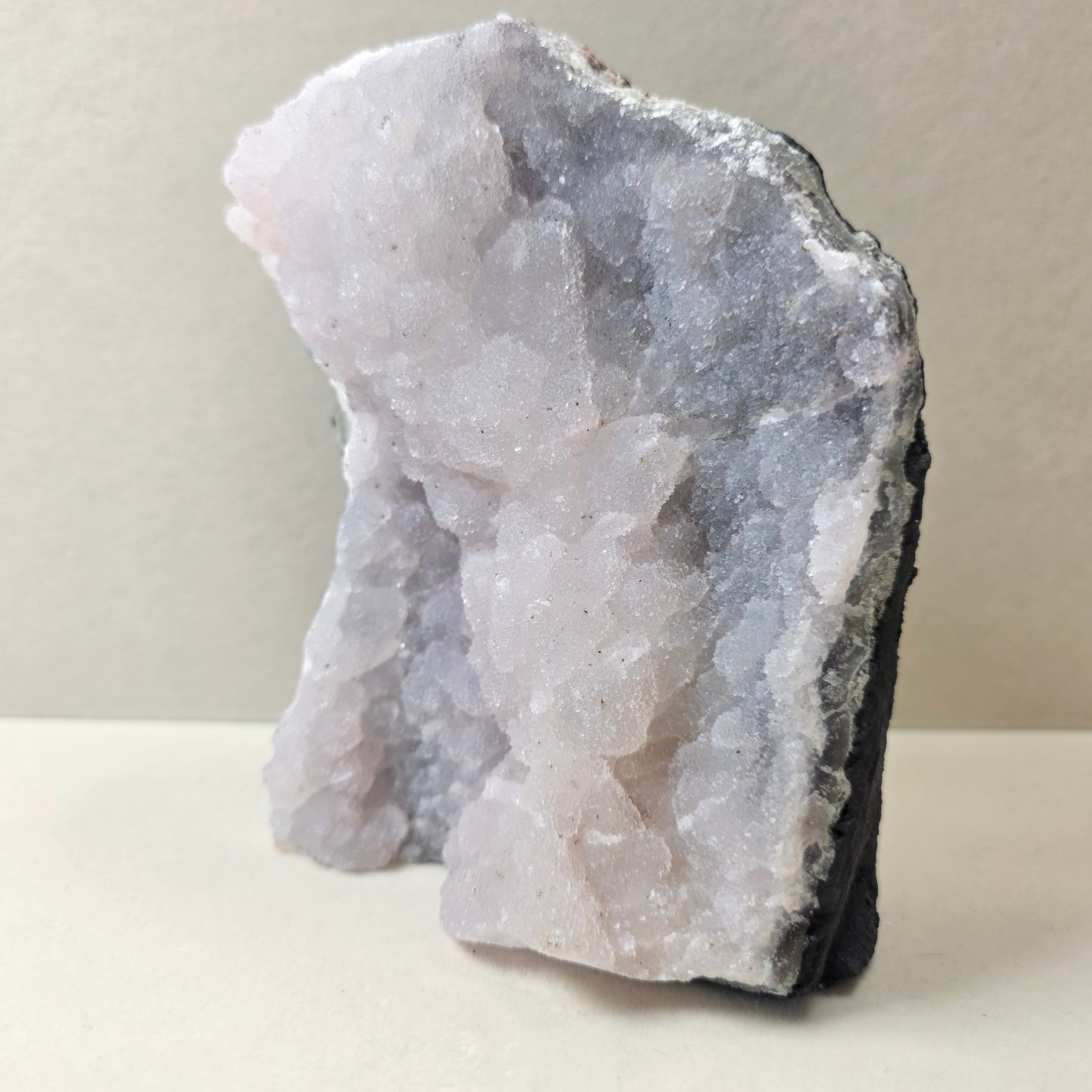 Amethyst 1,61 kg +/- 12x8x14 cm