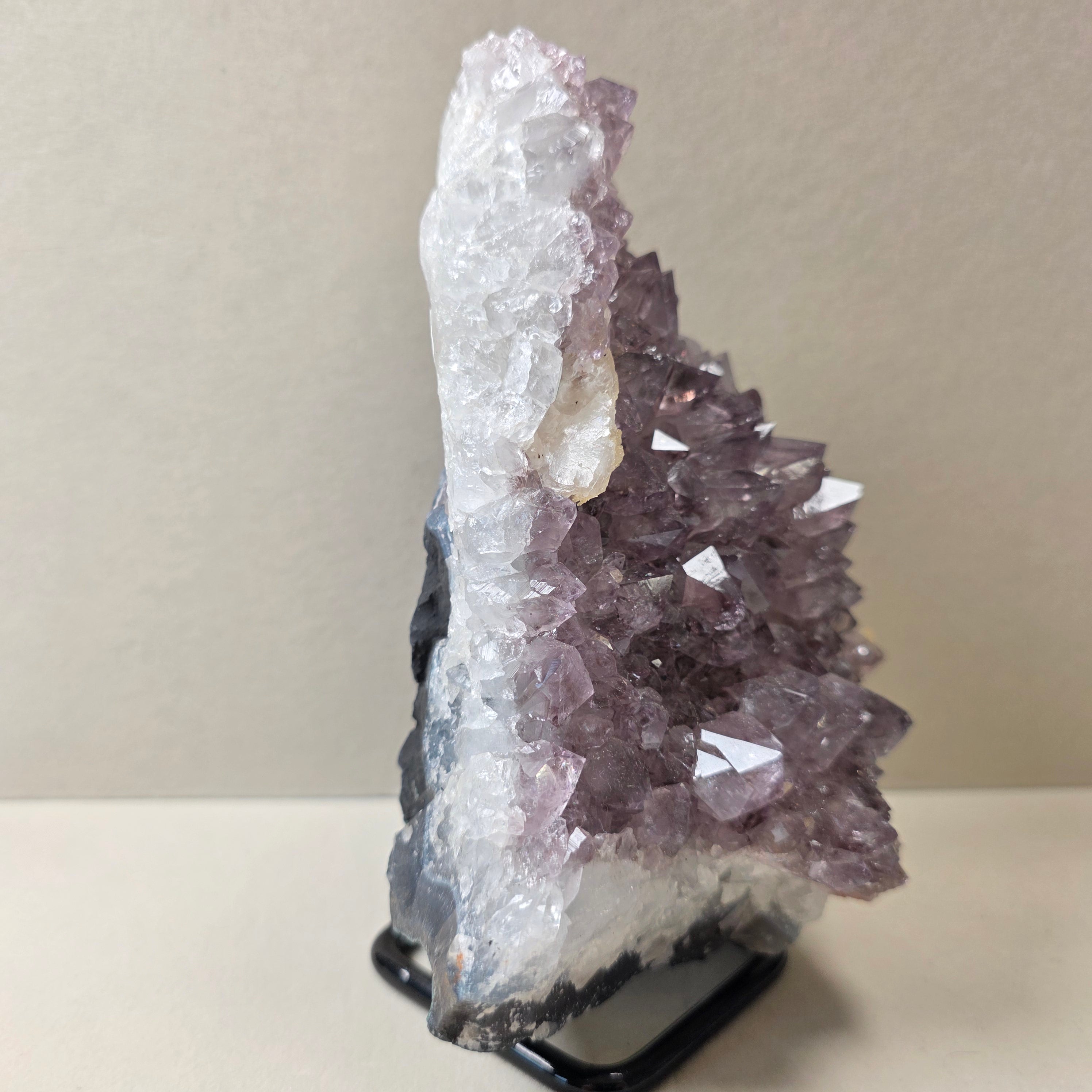 Amethyst 1,772 kg +/- 9,5x10x16,5 cm