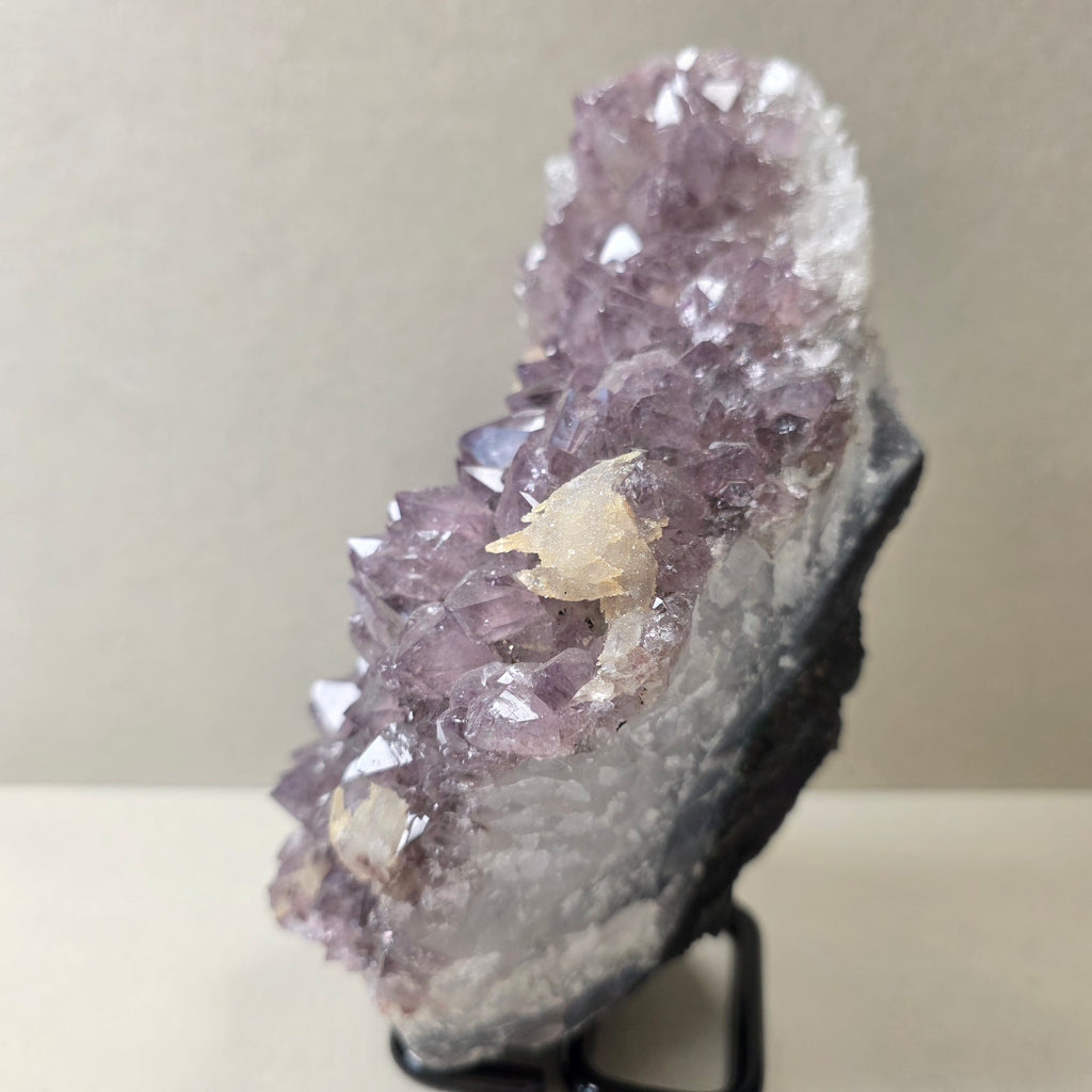 Amethyst 1,772 kg +/- 9,5x10x16,5 cm