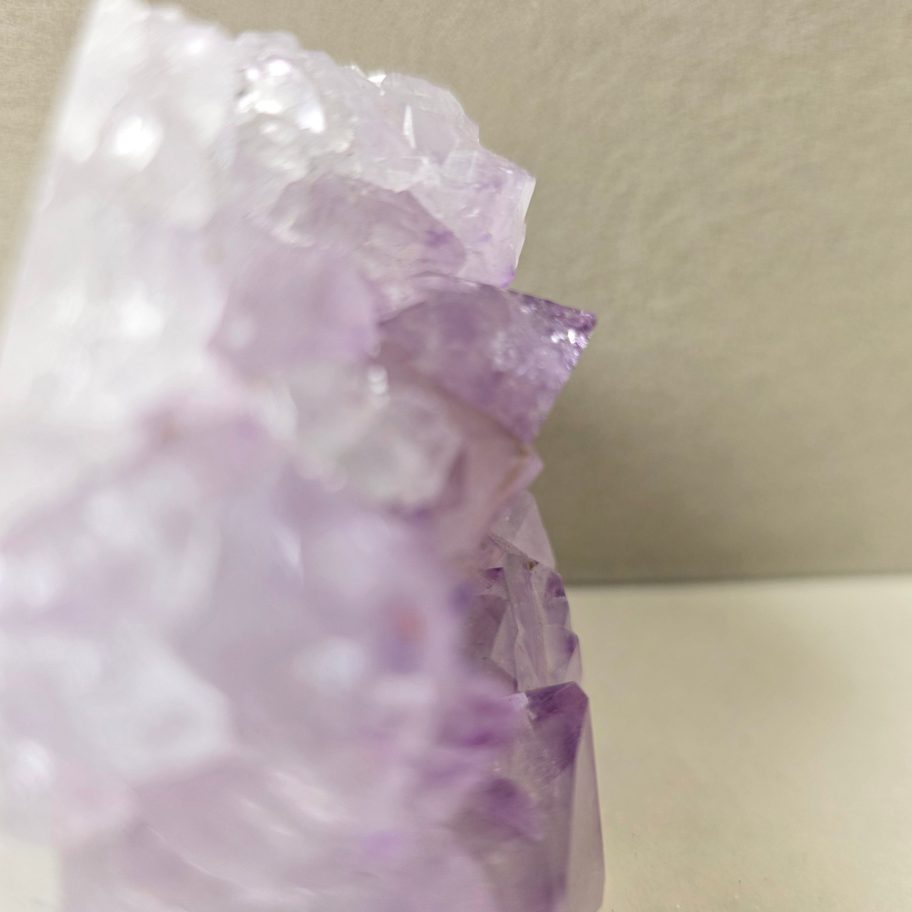 Amethyst 0,36 kg +/- 7,5x7,5x5,5 cm