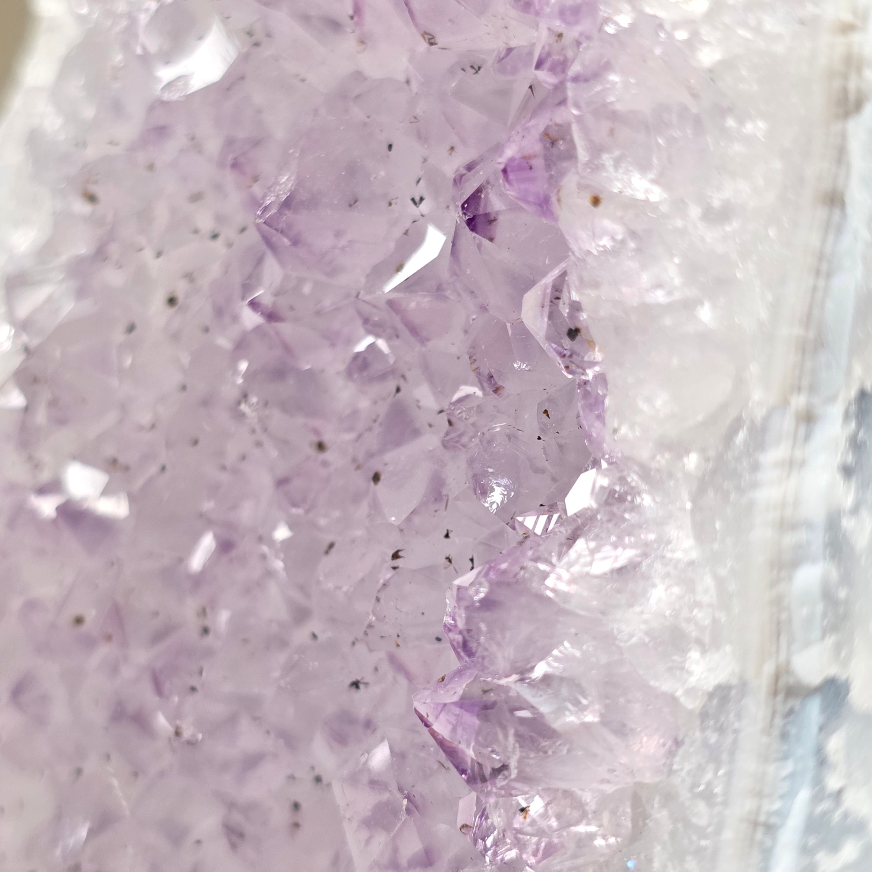 Amethyst 1,21 kg +/- 10,5x10,5x4,5 cm