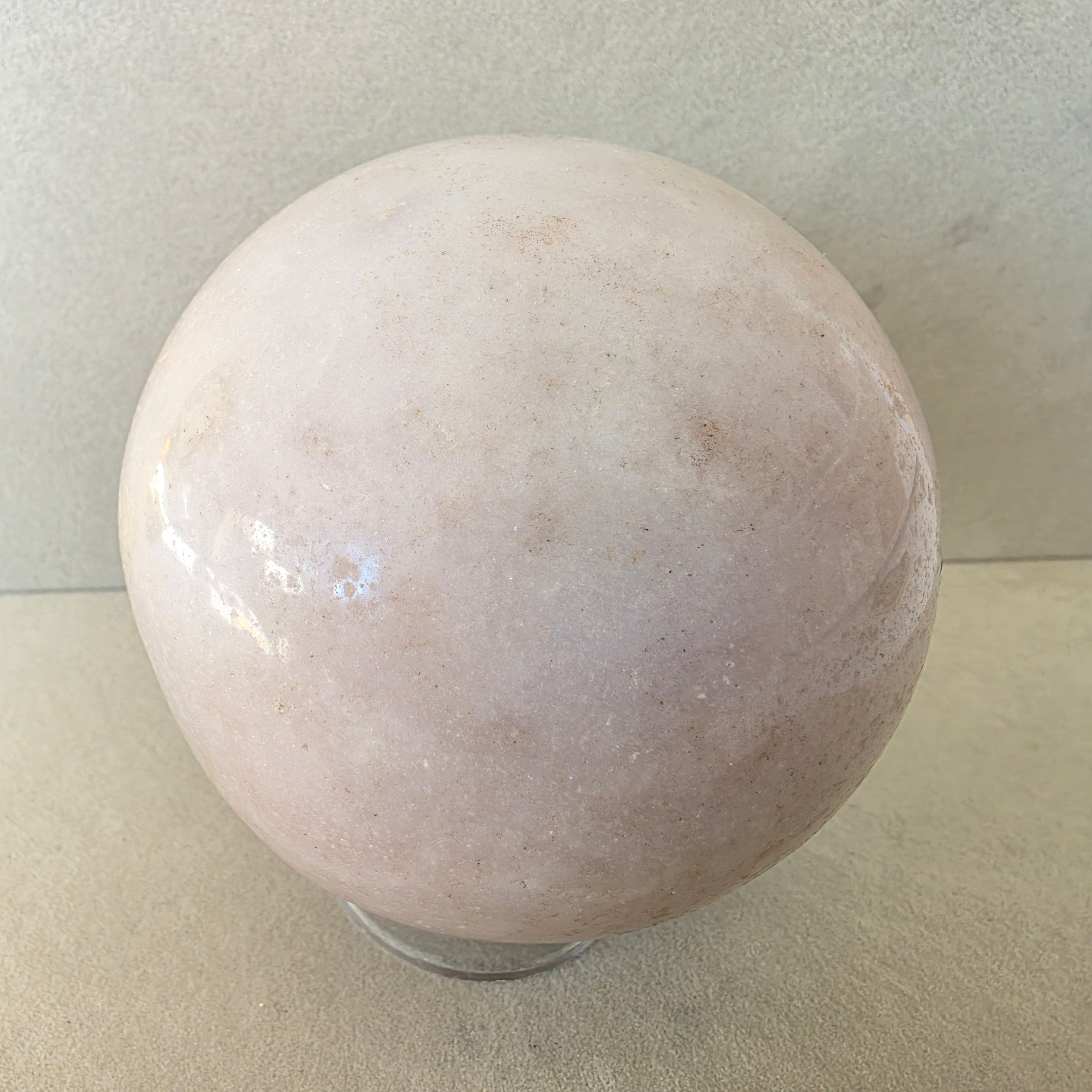 Amethyst Kugel – handgeschliffen +/- 1,3 kg Ø 10 cm