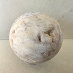 Amethyst Kugel – handgeschliffen +/- 0,63 kg Ø 7,9 cm