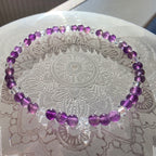 Amethyst & Kristall – handgefertigtes Reiki-Kugelarmband +/- 4 mm
