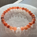 Sonnenstein & Weißquarz – handgefertigtes Reiki-Kugelarmband – limitierte Einzelstücke 6 mm