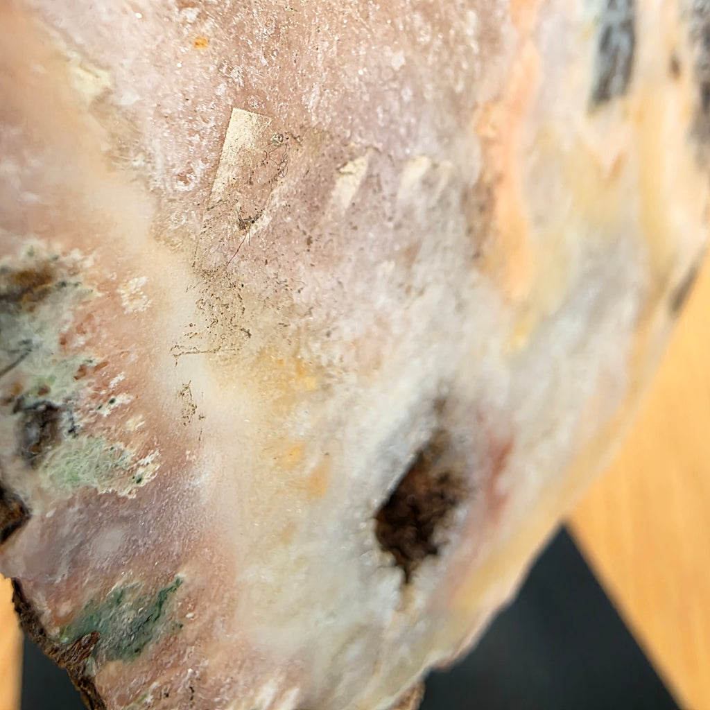 Amethyst rosa +/- 3,2 kg 25x20x4 cm