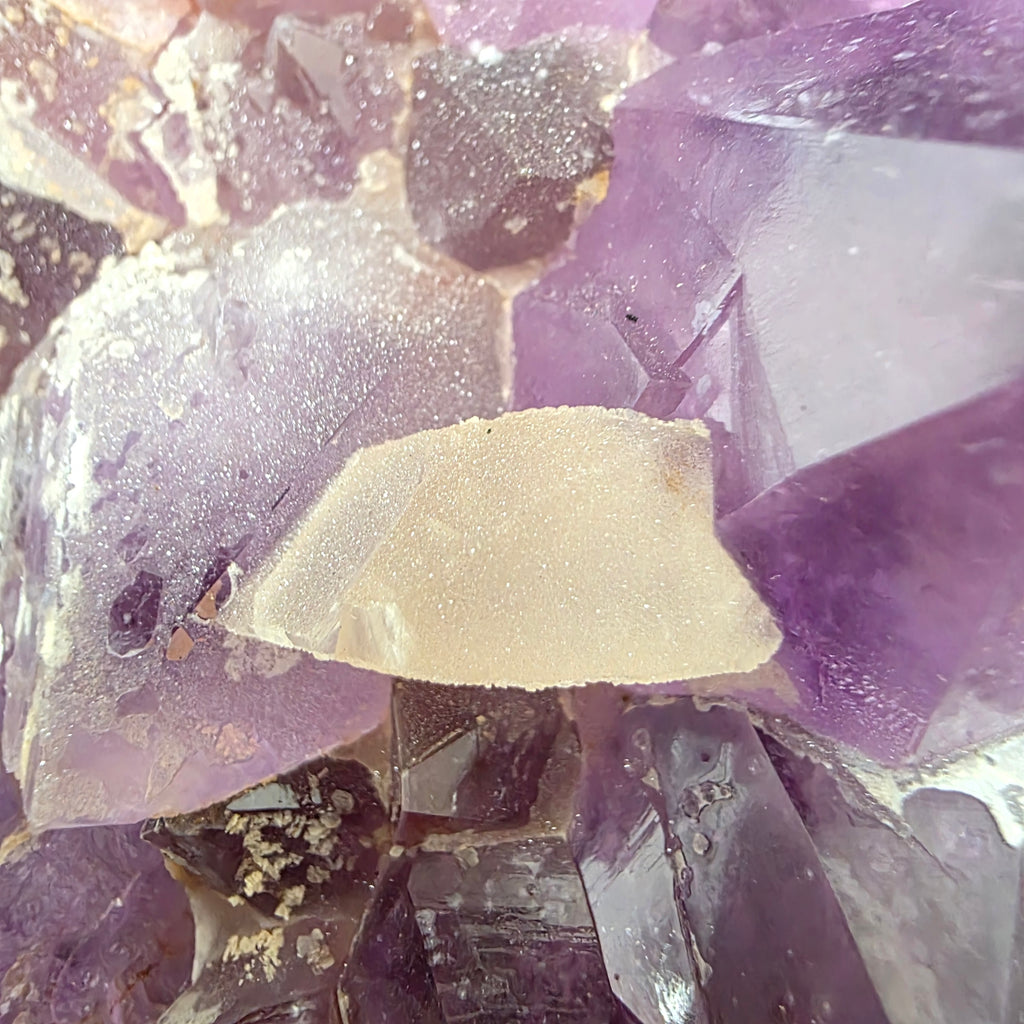 Amethyst +/- 12,06 kg 31x27,5x11 cm