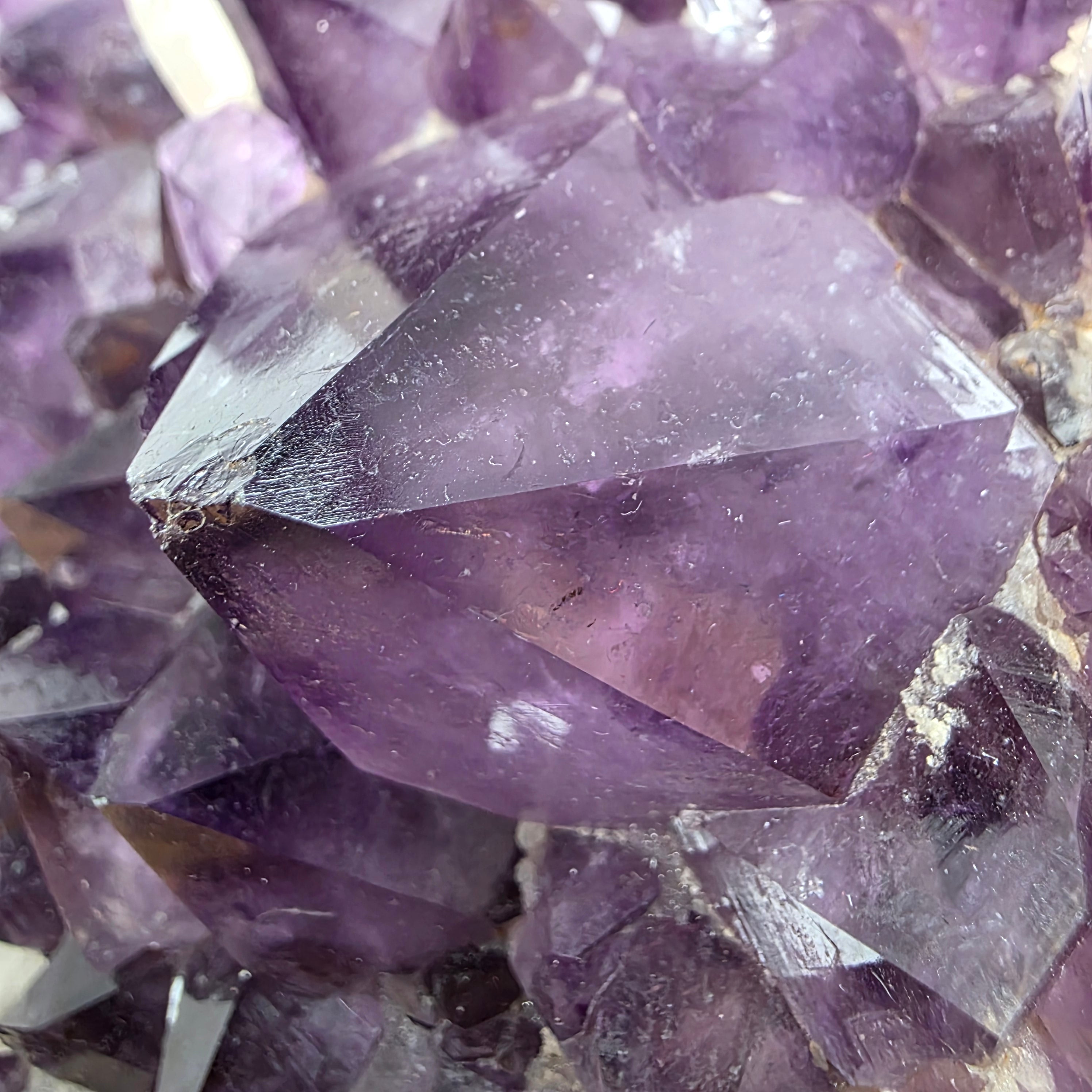 Amethyst +/- 12,06 kg 31x27,5x11 cm