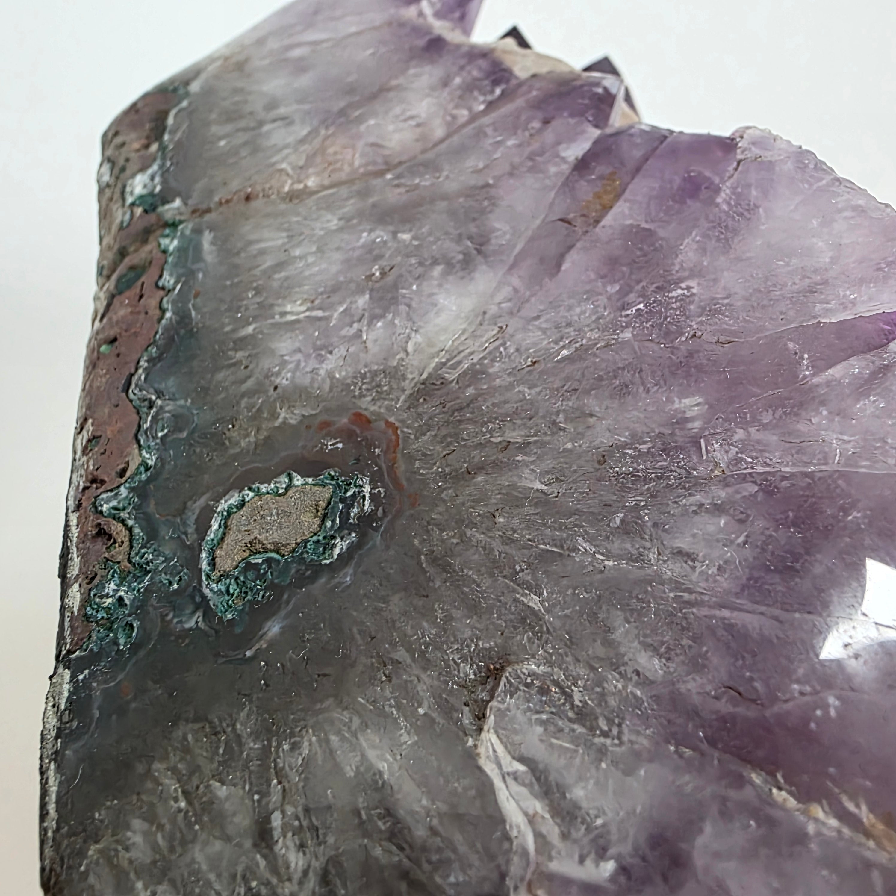 Amethyst +/- 12,06 kg 31x27,5x11 cm