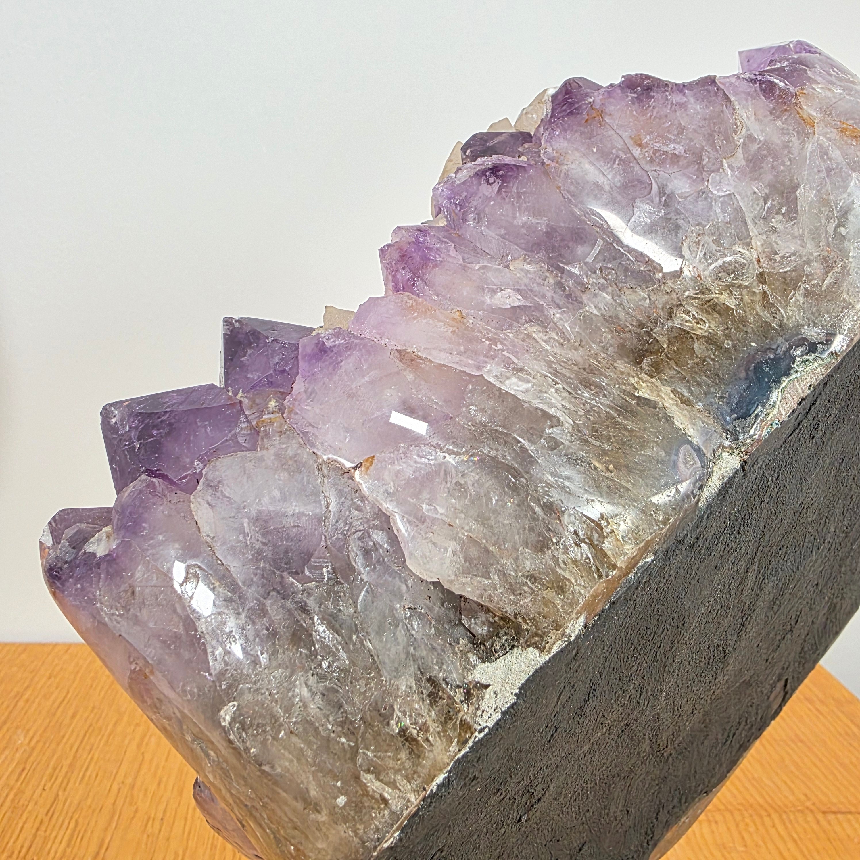 Amethyst +/- 12,06 kg 31x27,5x11 cm