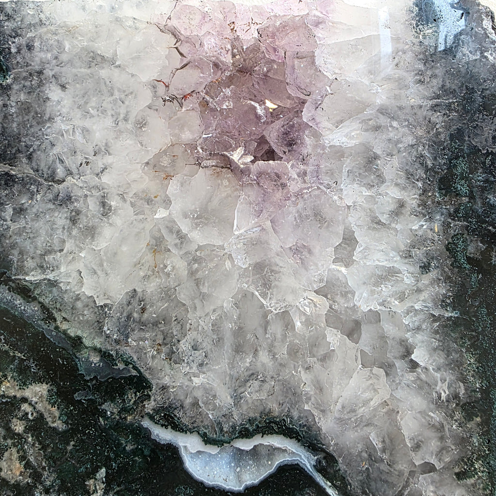 Amethyst auf Moosachat +/- 29 kg 45,5x27x10 cm