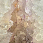 Amethyst +/- 46,65 kg 75x34x19 cm