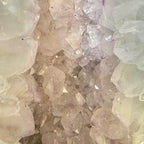 Amethyst +/- 46,65 kg 75x34x19 cm