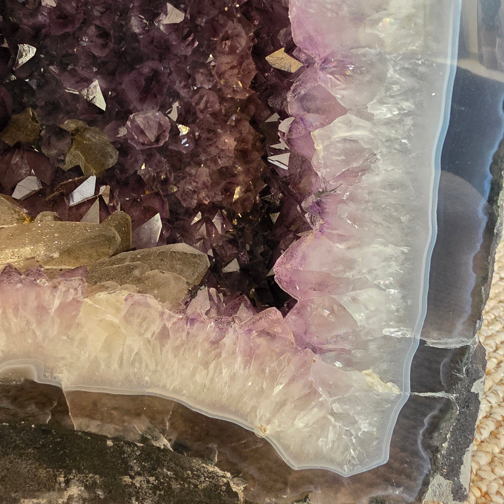 Amethyst +/- 28,1 kg 51x23x18 cm