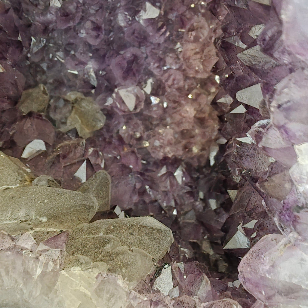 Amethyst +/- 28,1 kg 51x23x18 cm