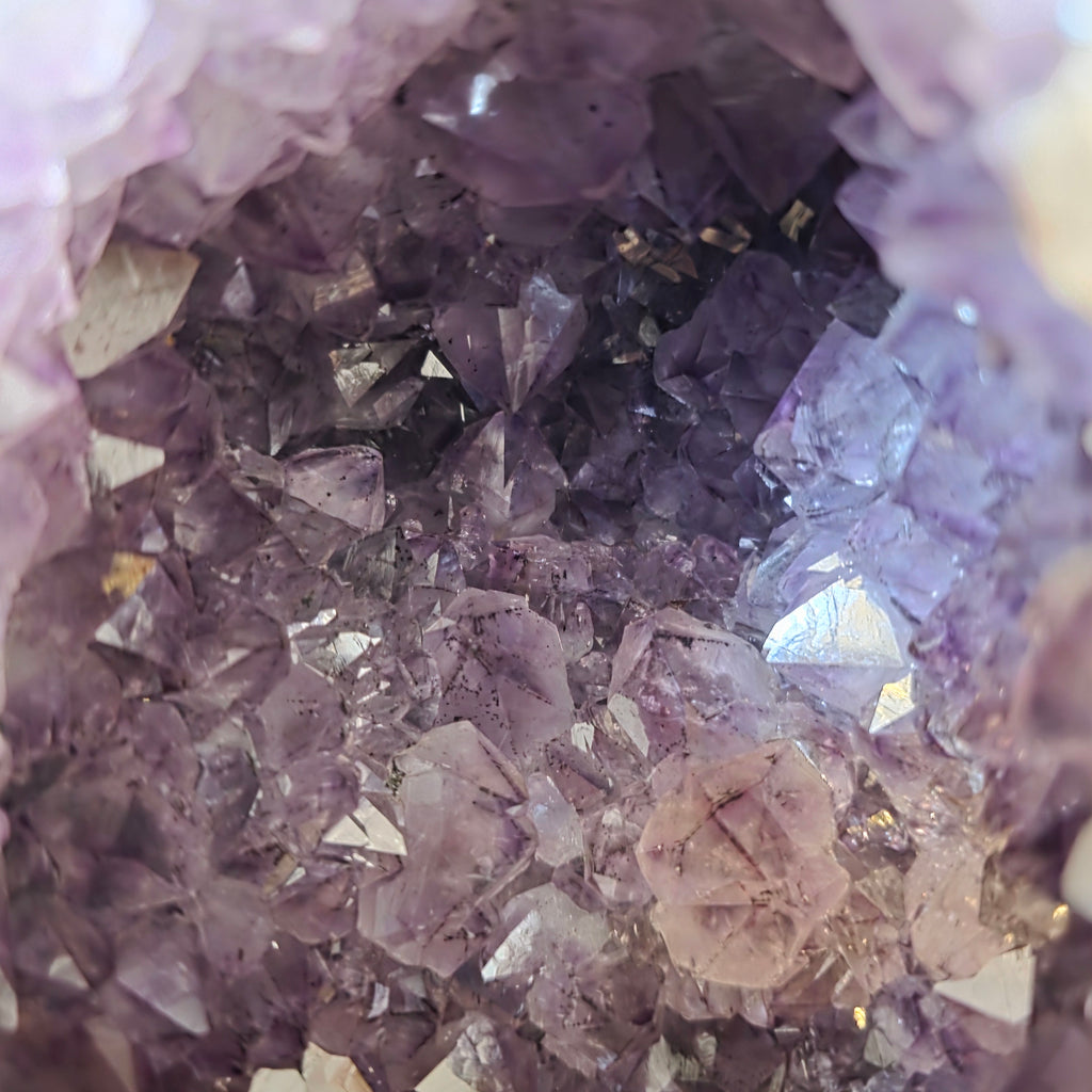 Amethyst +/- 28,1 kg 51x23x18 cm