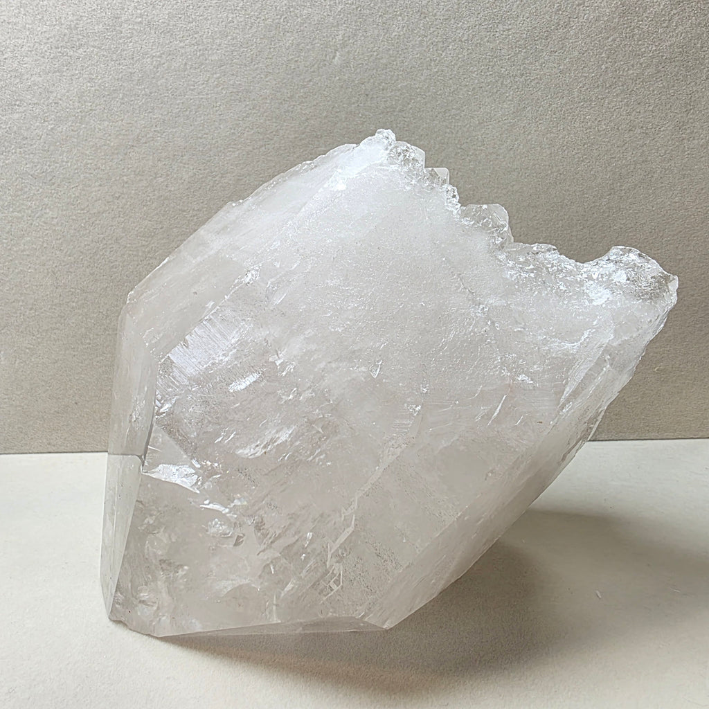 Bergkristall +/- 3,3 kg 17x12x13 cm