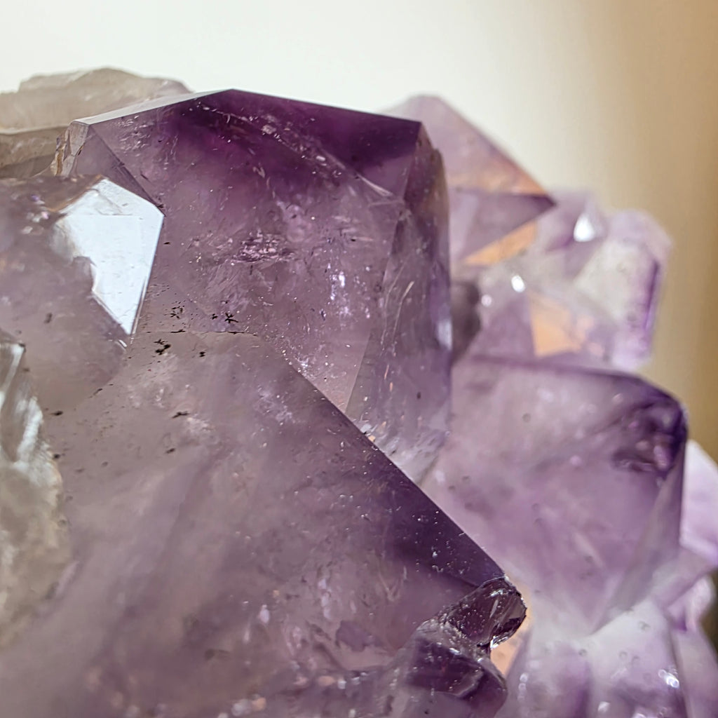 Amethyst +/- 11,76 kg 16x29x14 cm