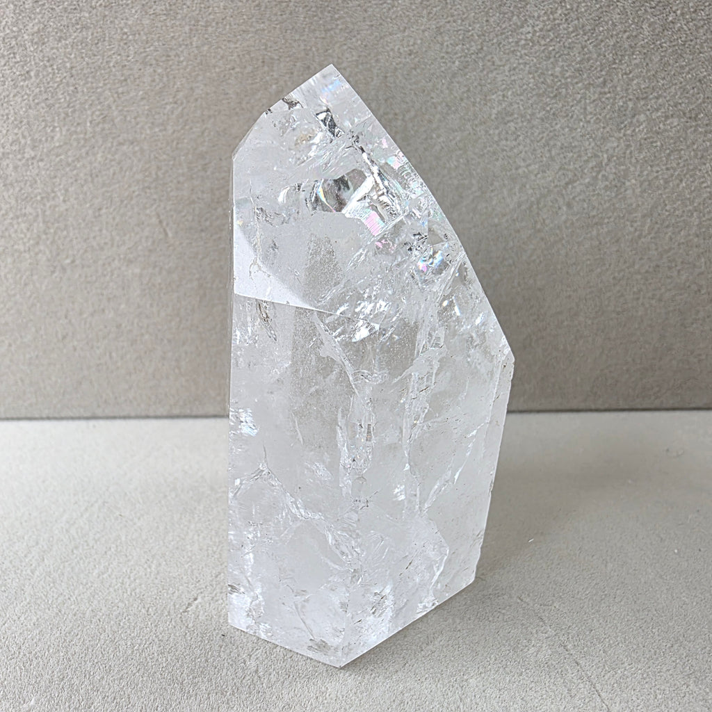 Bergkristall +/- 0,218 kg 8x4,5 cm