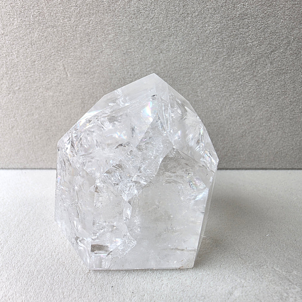 Bergkristall +/- 0,14 kg 5x5 cm