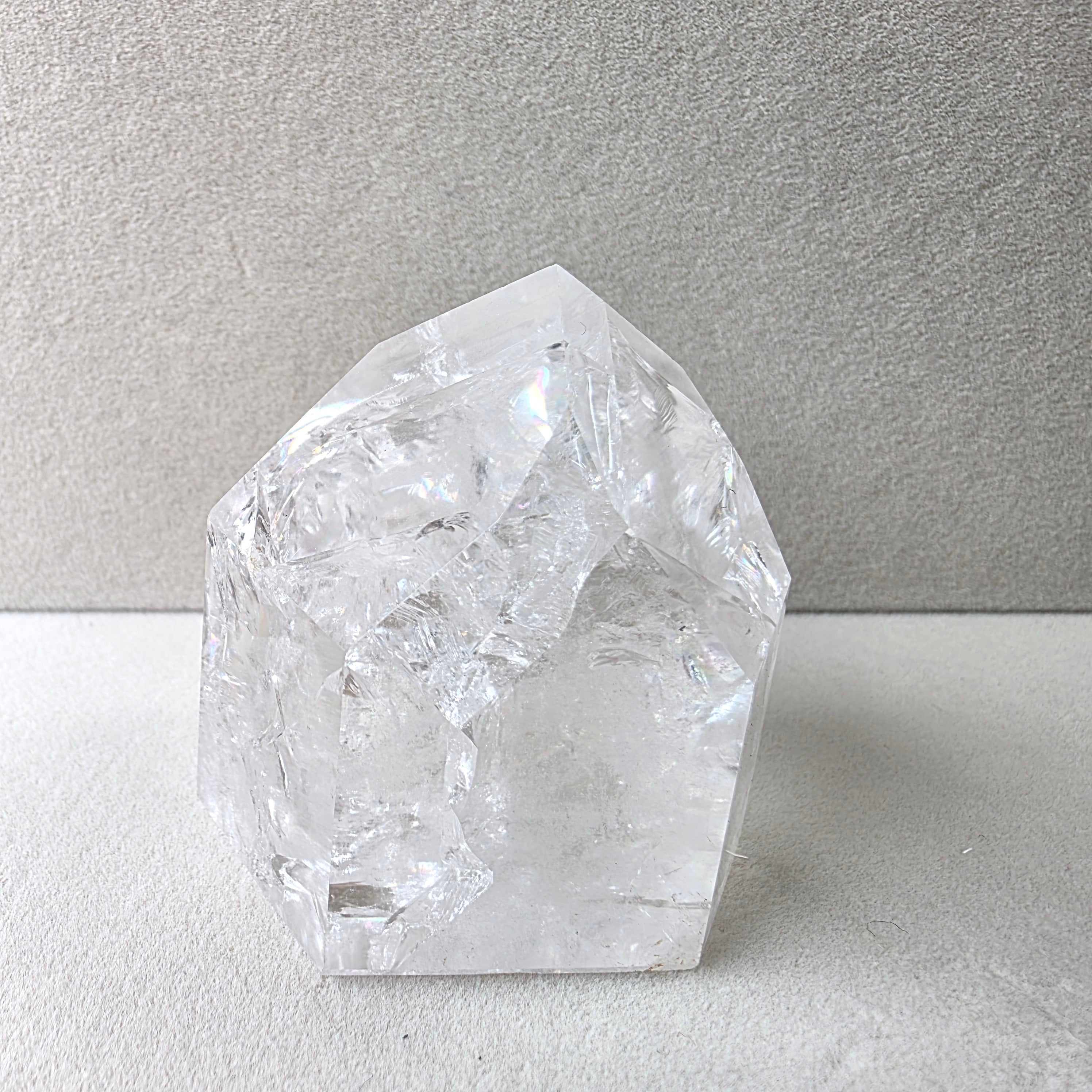 Bergkristall +/- 0,14 kg 5x5 cm