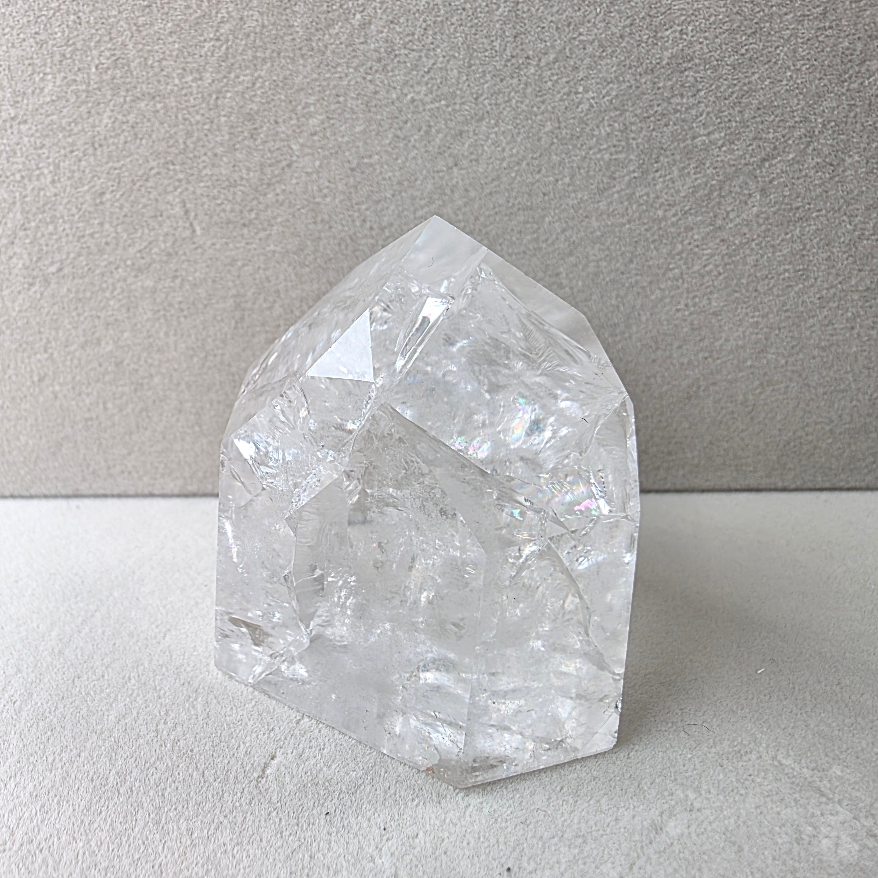 Bergkristall +/- 0,14 kg 5x5 cm