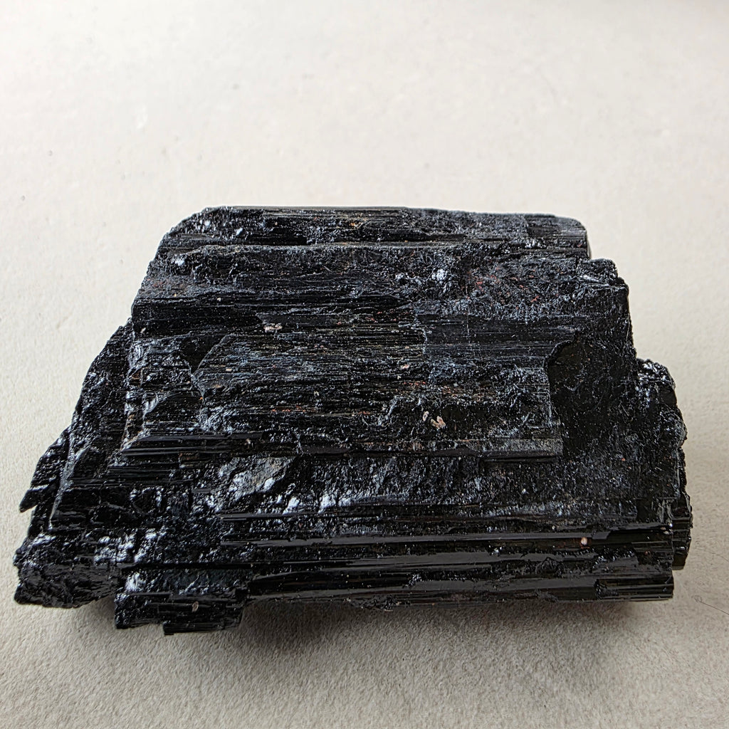 Turmalin Schörl +/- 0,123 kg 6,5x3,5 cm