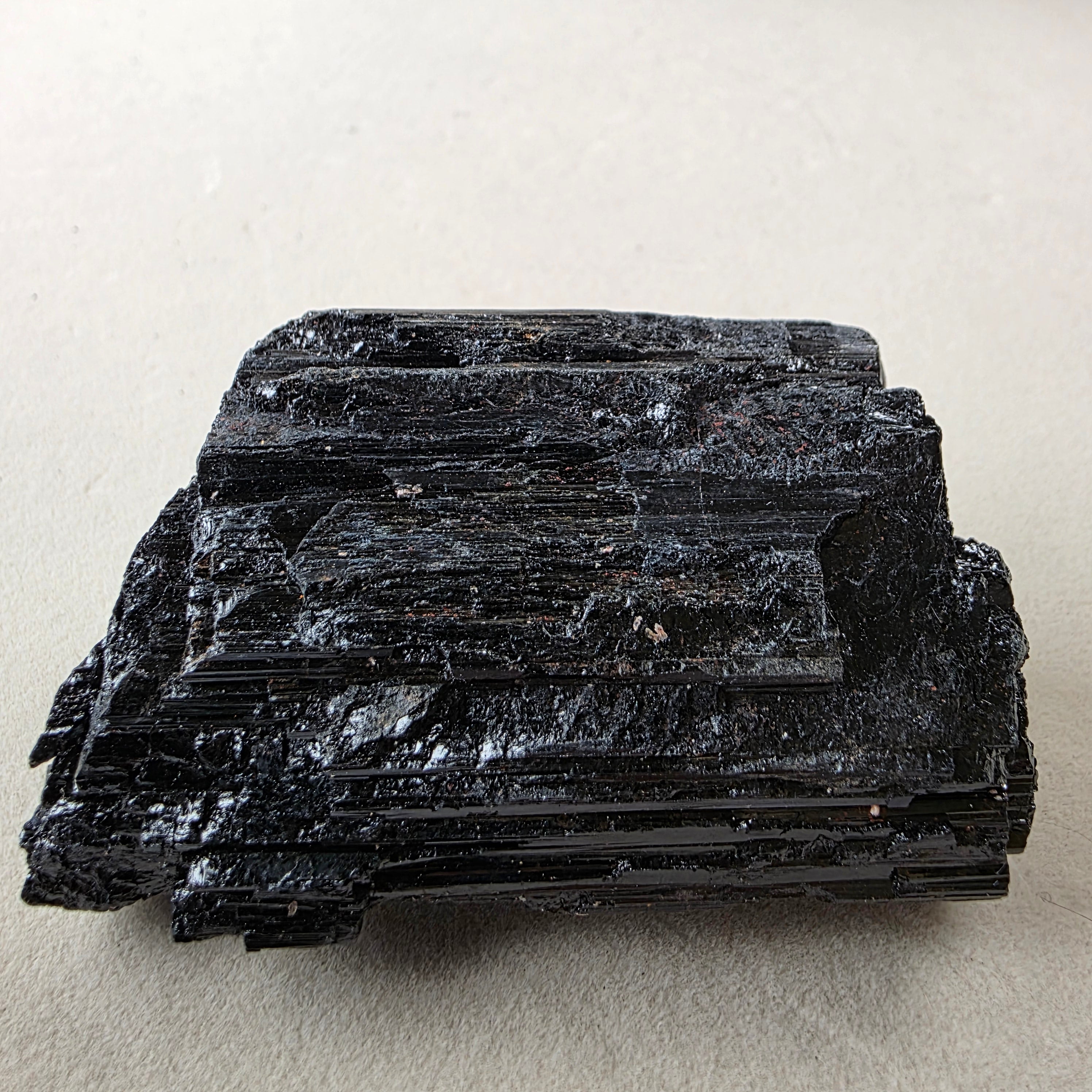Turmalin Schörl +/- 0,123 kg 6,5x3,5 cm