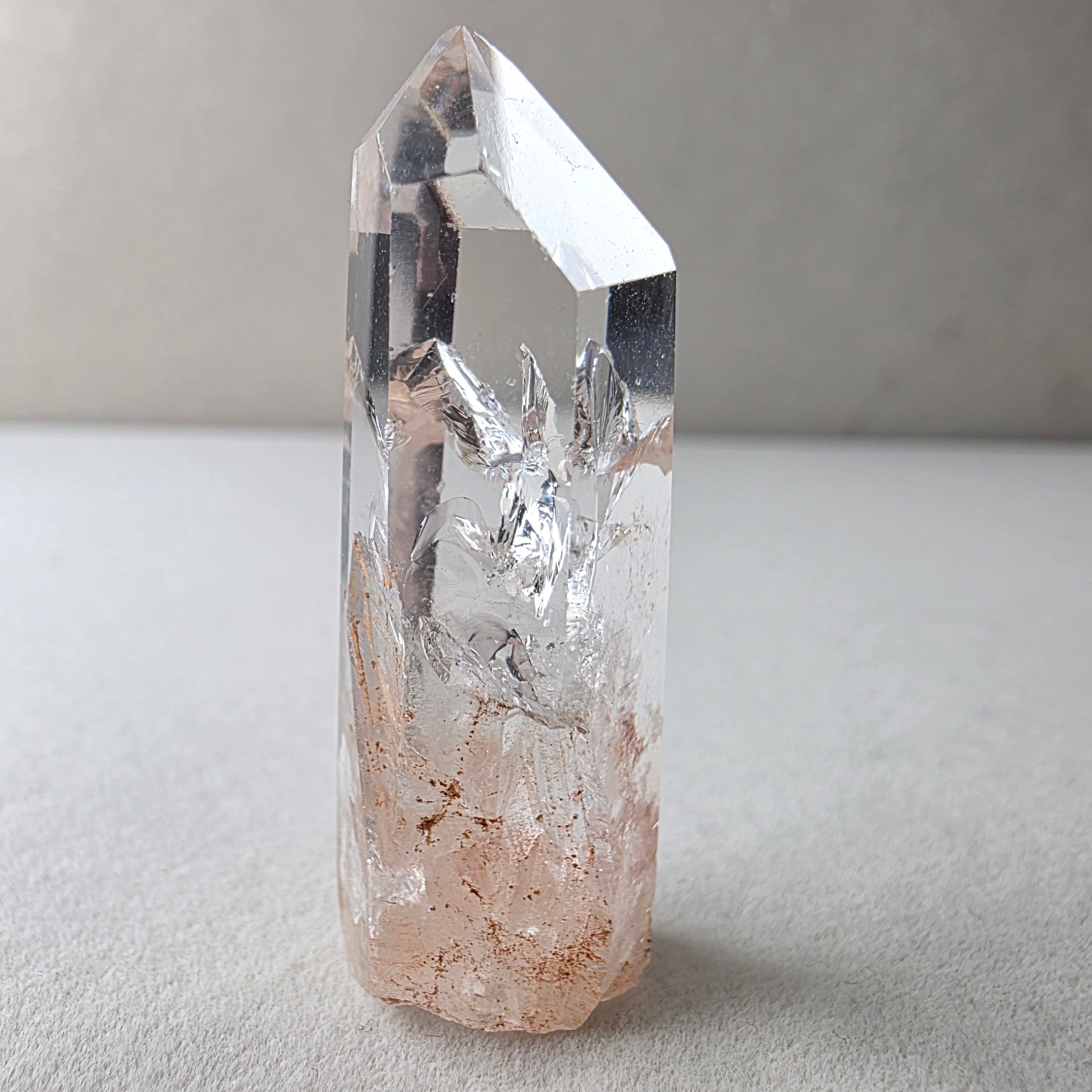 Bergkristall (Lemurianer) +/- 0,015 kg 4,5x1,5x1,5 cm