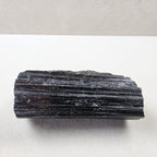 Turmalin Schörl +/- 0,239 kg 6,5x4x2 cm
