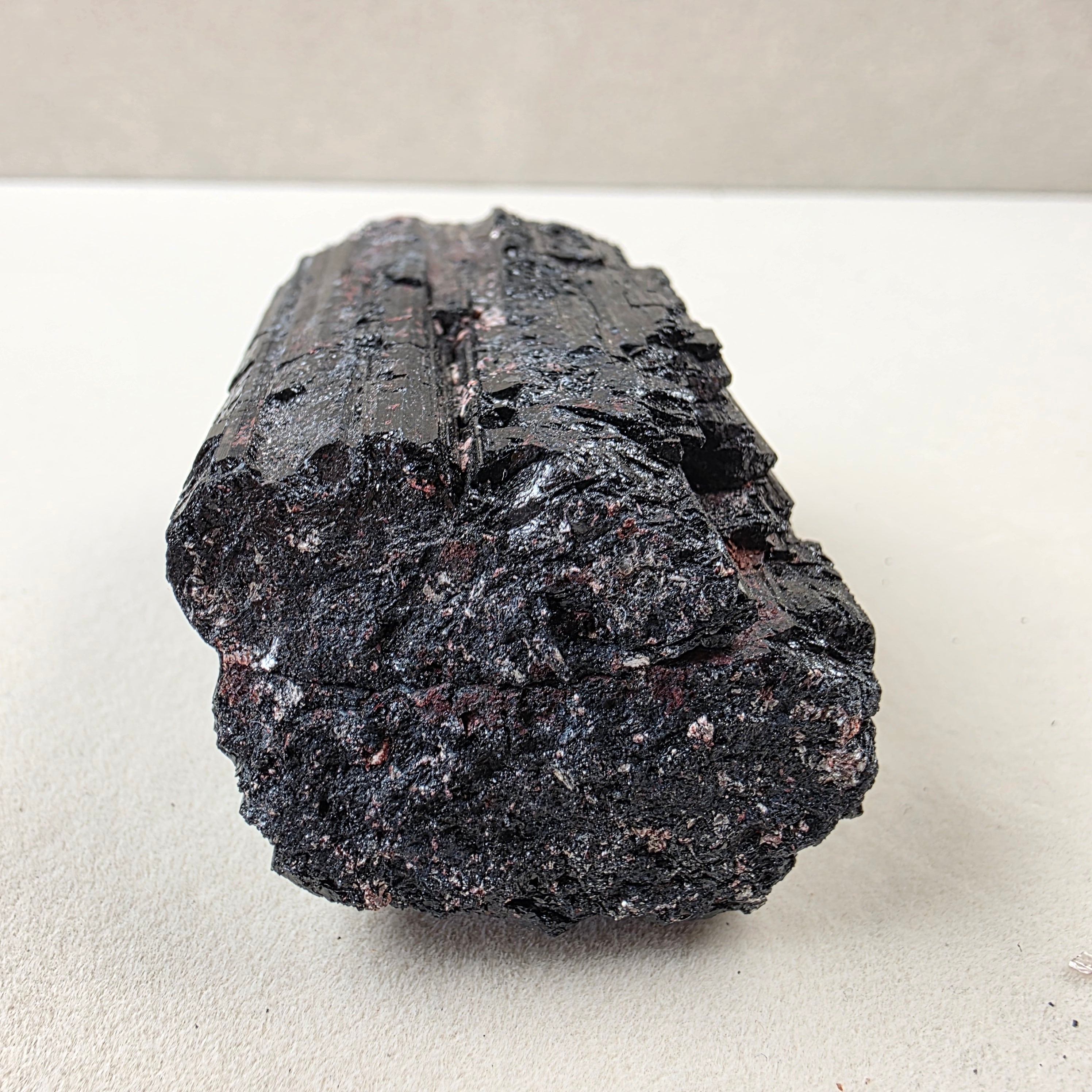 Turmalin Schörl +/- 0,147 kg 5,5x4x3 cm