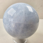 Calcit blau Kugel +/- 0,41 kg Ø 6,5 cm