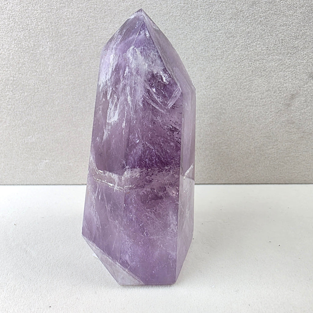 Amethyst +/- 0,270 kg 9,5x5,5x4,5 cm
