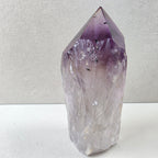 Amethyst +/- 0,168 kg 9x4,5x4 cm